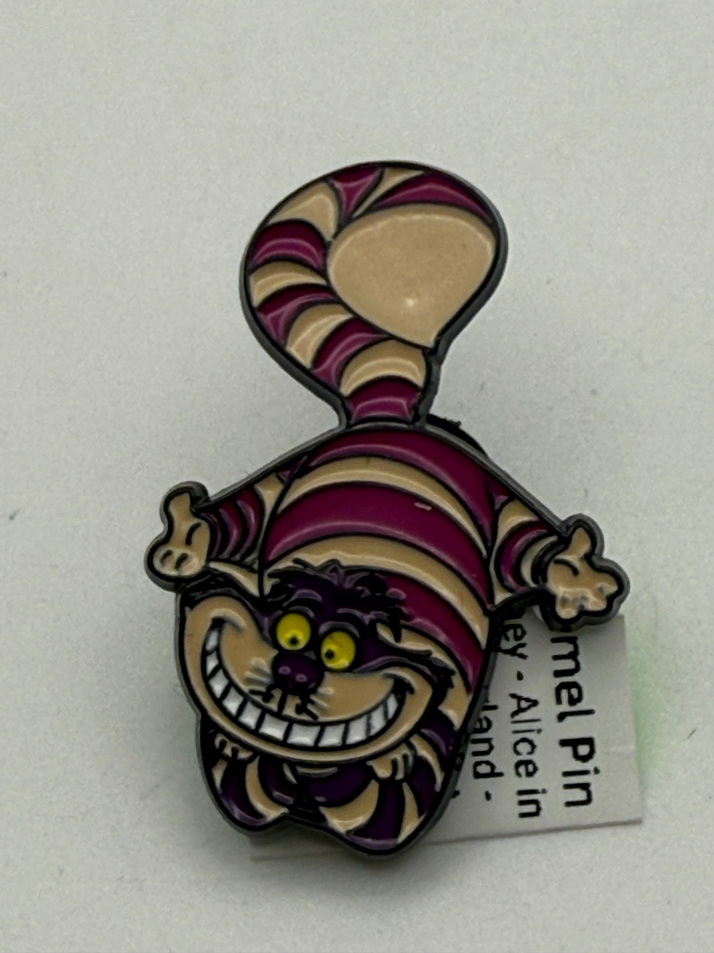 Enamel Pins - Disney - Alice in Wonderland - Cheshire Cat - Hanging #106779