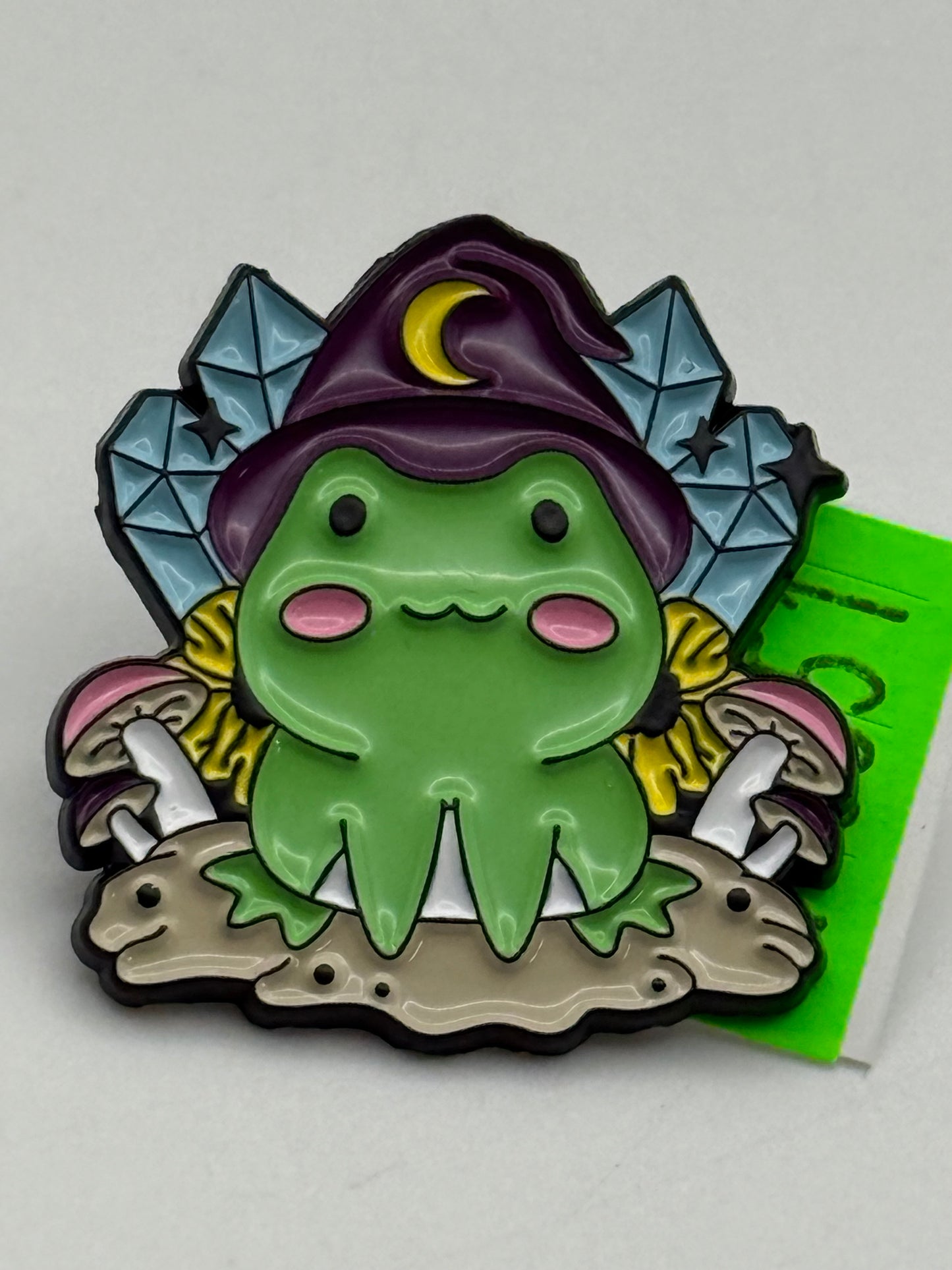 Enamel Pin - Animals - Whimsical Frogs - Crystal Wizard #106351