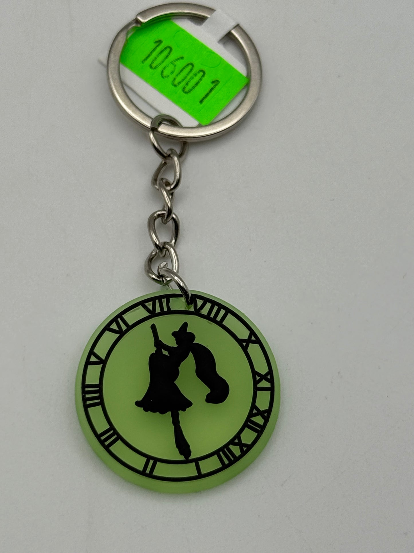 Keychains - PVC - Wicked - Green Clock Silhouette #106001
