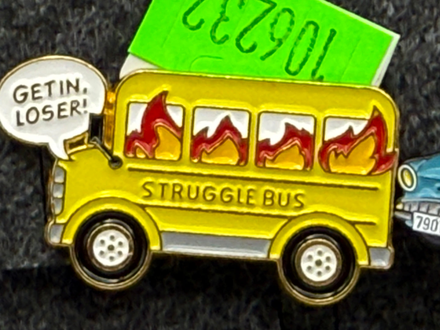 Enamel Pin - Retro Cars - Struggle Bus #106232