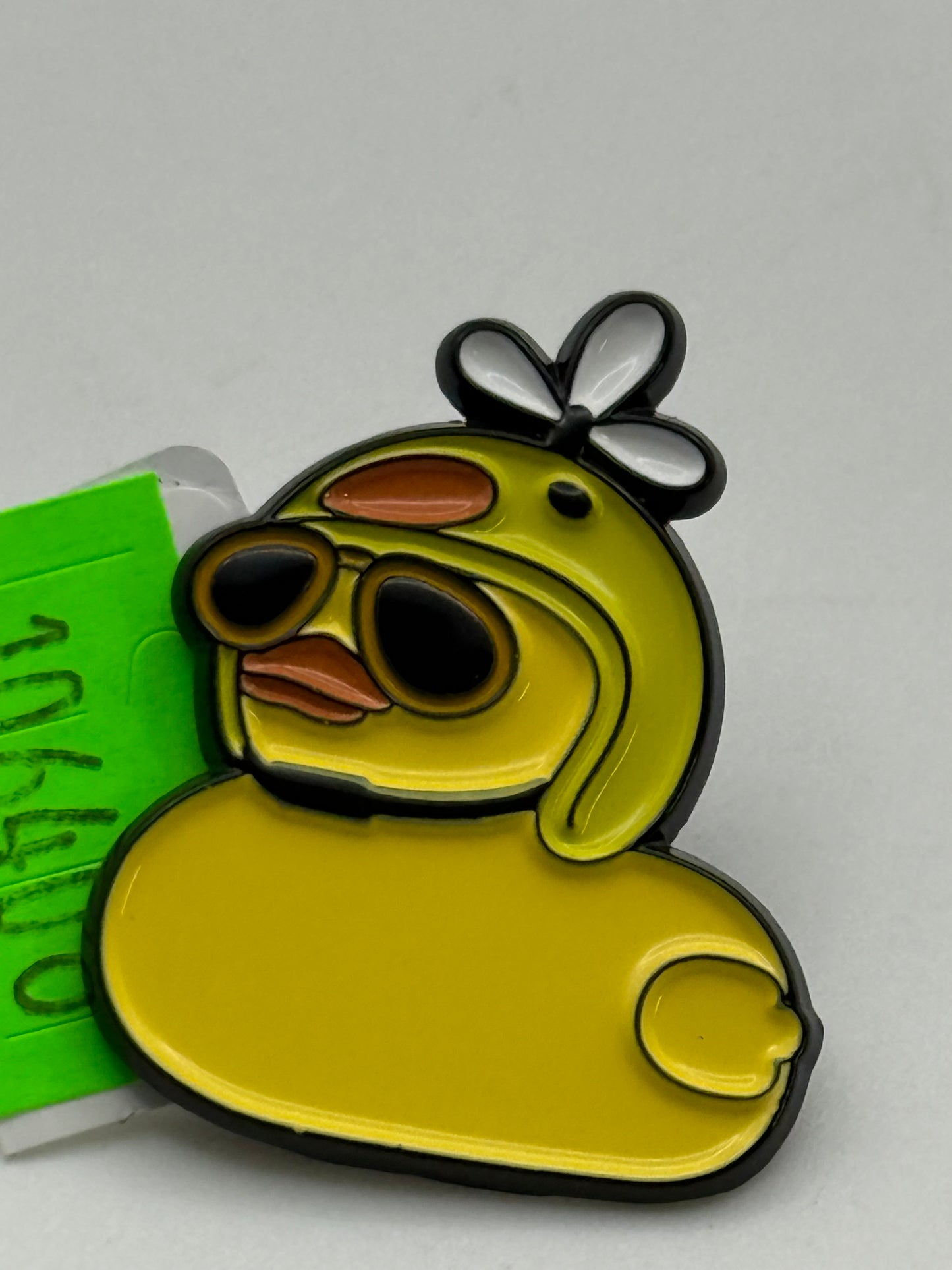 Enamel Pin - Animals - Rubber Ducky - Spin Helmet #106406
