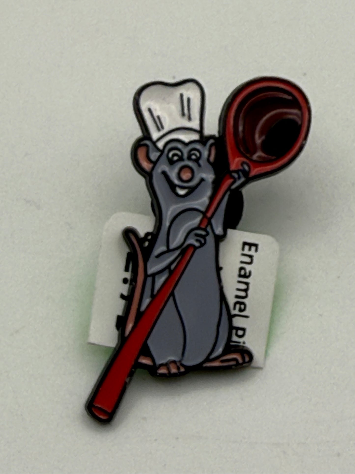 Enamel Pins - Disney - Ratatouille - Remy w/ Spoon #106757