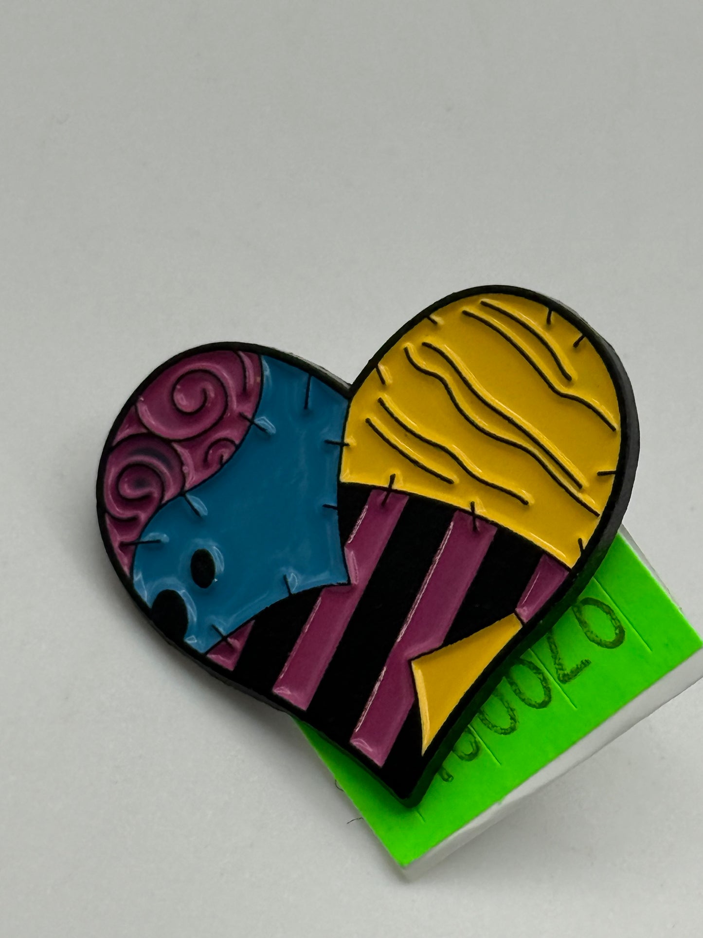Enamel Pins - Horror Heart - Nightmare Before Christmas Sally #106626