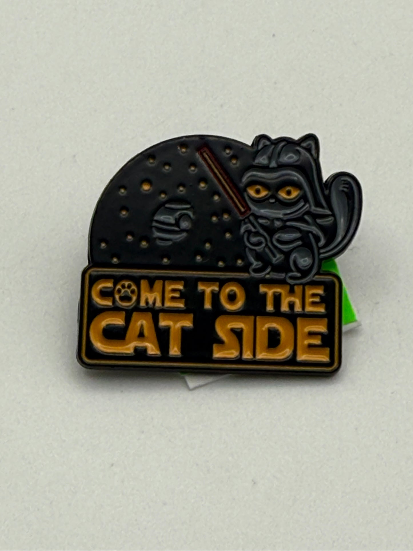 Enamel Pin - Dark Humor & Comedy - Star Wars - Come To The Cat Side #106288