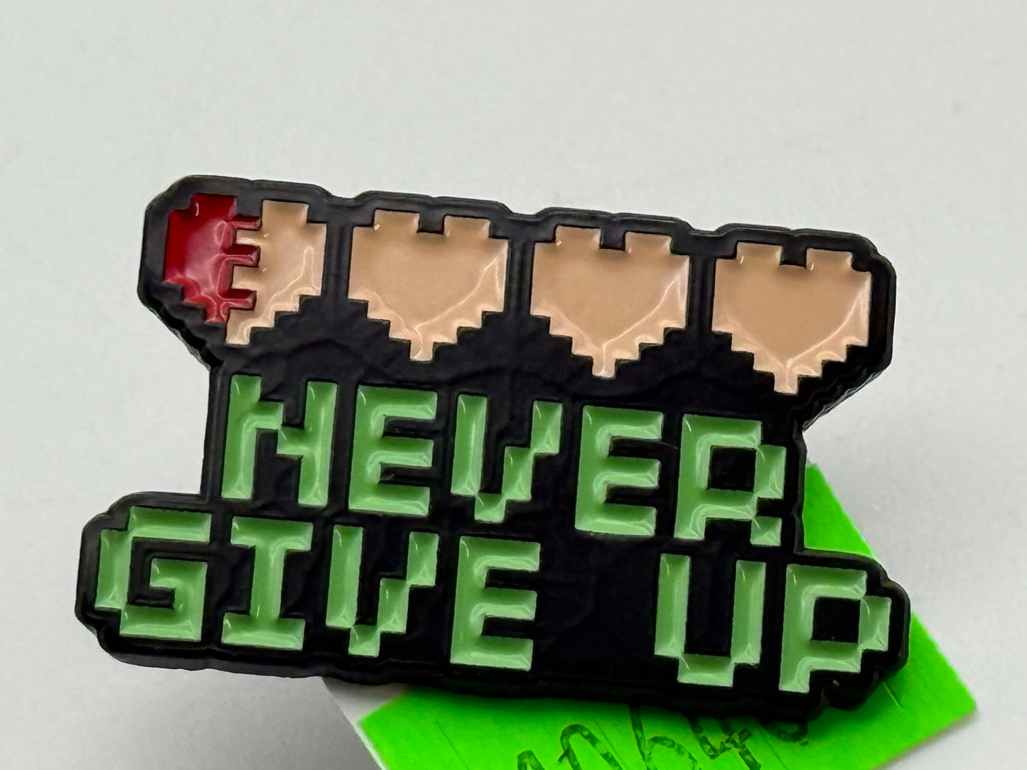 Enamel Pin - Video Games - Nerd Words - Never Give Up #106465