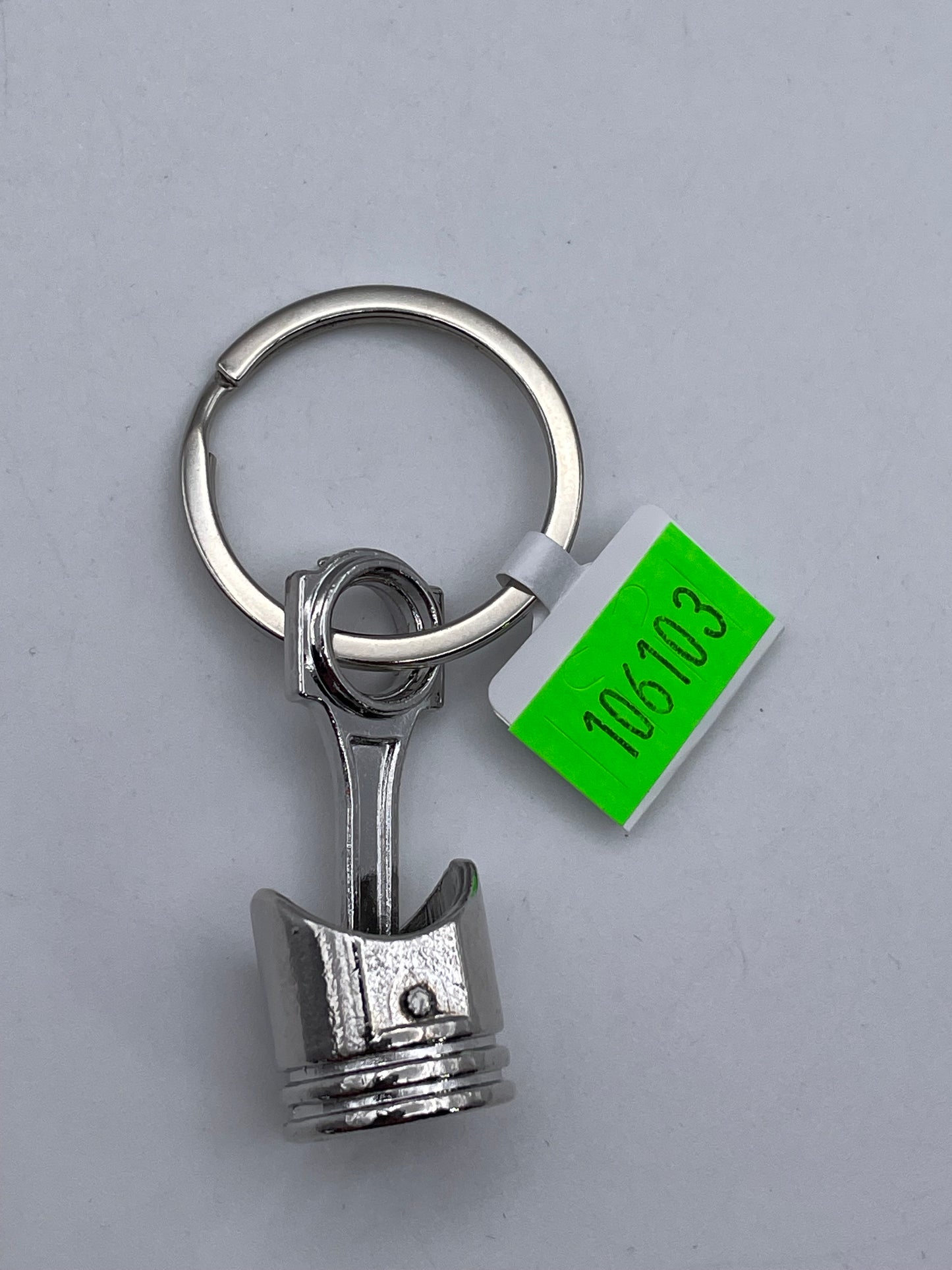 Keychains - Metal - Engine Piston - Silver #106103