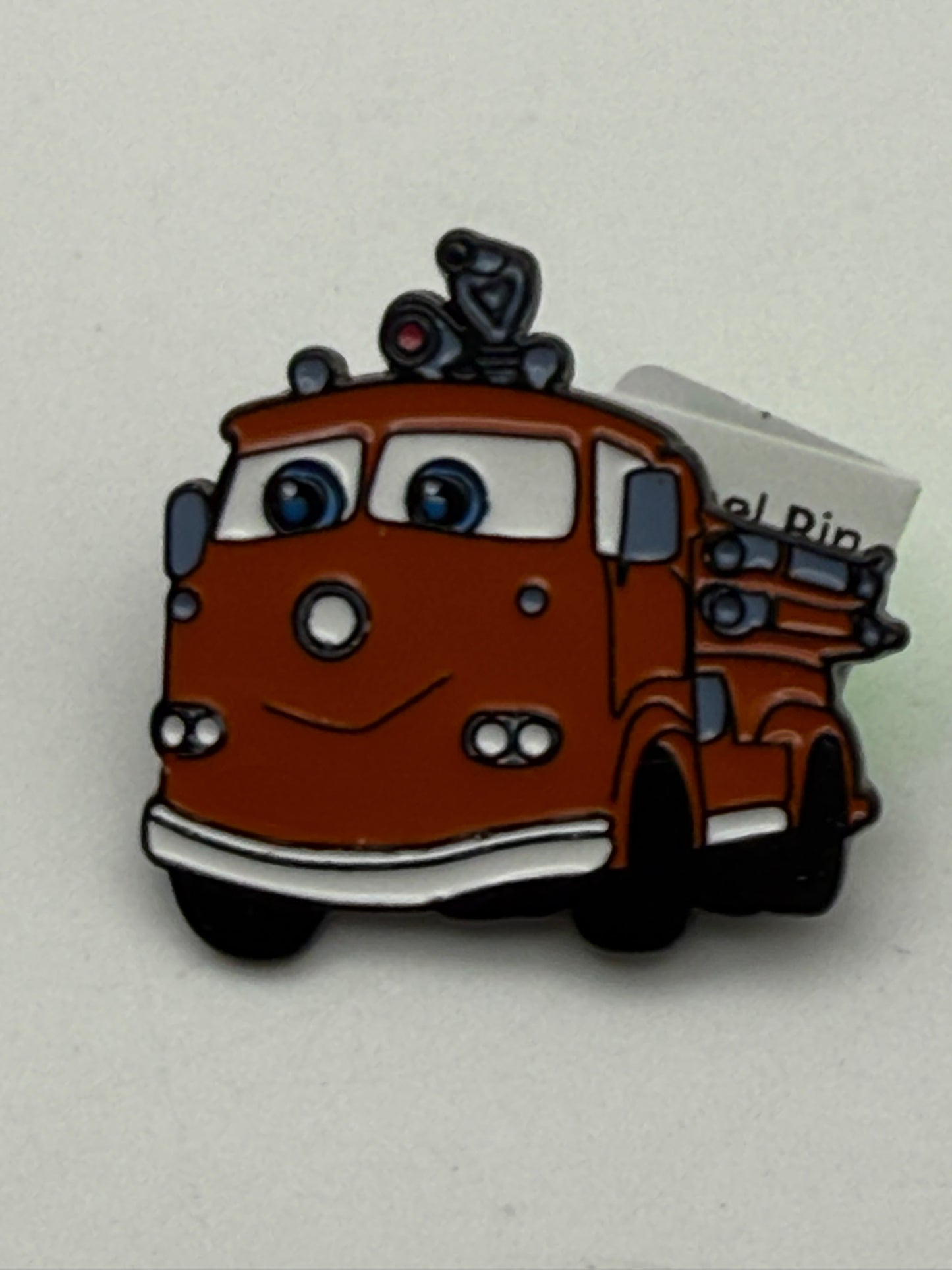Enamel Pins - Disney - Cars - Red The Fire Engine #106737