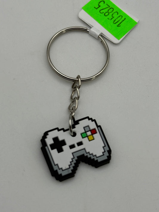 Keychains - PVC - Gamer - White 8Bit Controller #105825