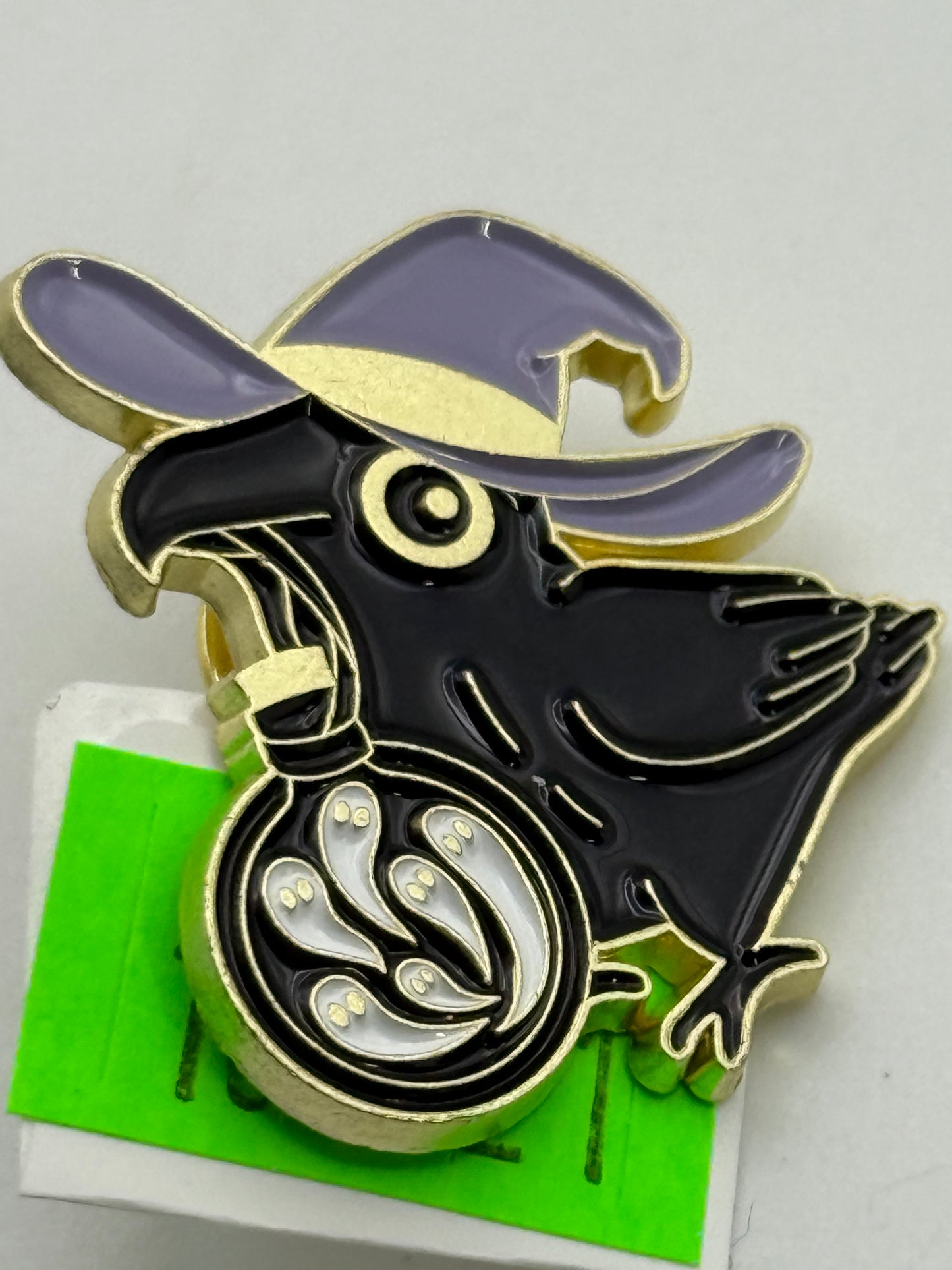 Enamel Pin - Horror - Crows - Purple Hat #106421