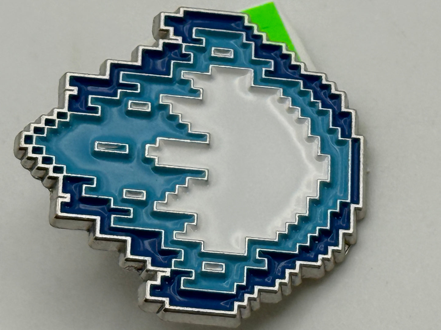 Enamel Pin - 8-Bit - Street Fighter - Blue Energy Burst #106533