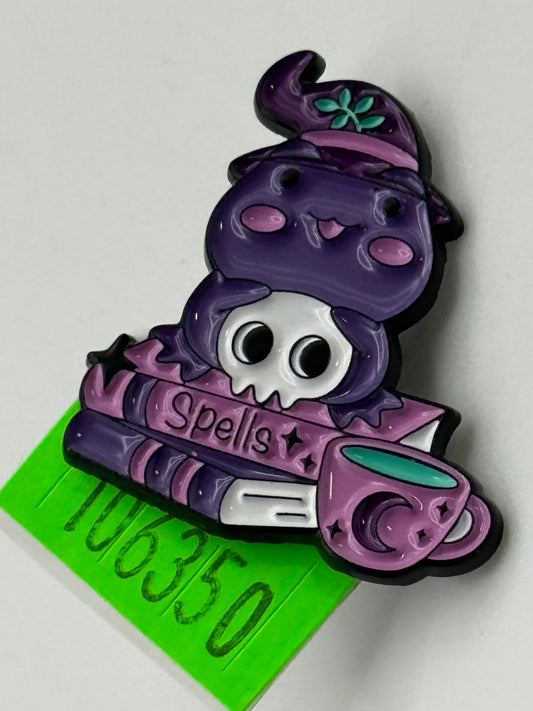 Enamel Pin - Animals - Whimsical Frogs - Purple Spell Wizard #106350