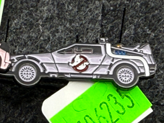 Enamel Pin - Retro Cars - Ghostbusters Delorean #106235