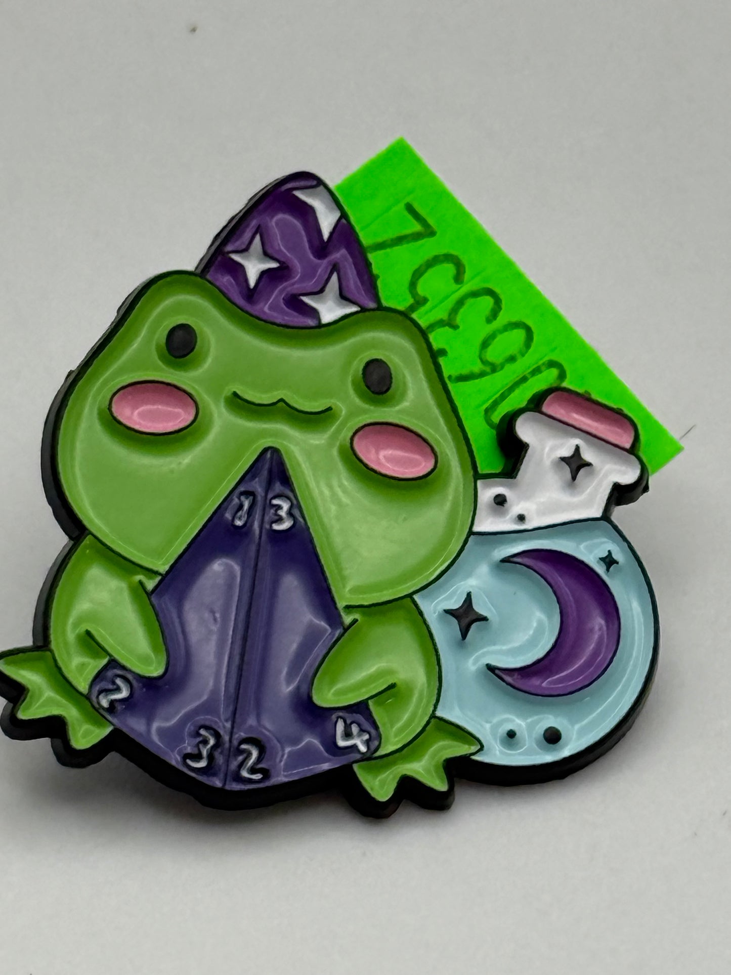 Enamel Pin - Animals - Whimsical Frogs - DnD Wizard #106352